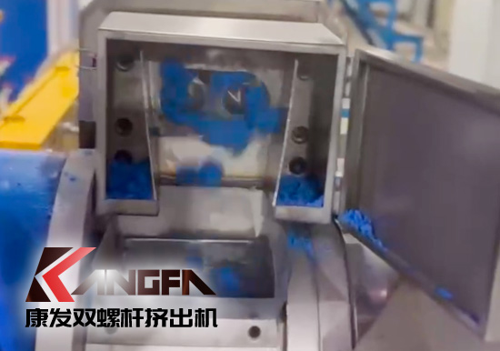 JSH雙階式85/200單、雙螺桿造粒機(jī)電纜料生產(chǎn)線試機(jī) 產(chǎn)量達(dá)1.5噸/每小時