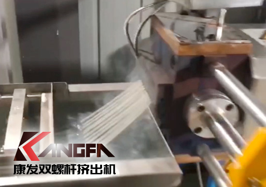 65高扭+PLC，尼龍加纖雙螺桿造粒機(jī)試機(jī)